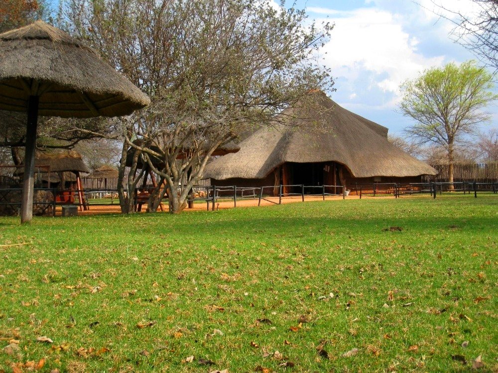 Bush Cabins & Tents at Zulani Safaris